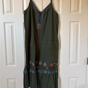 XL Olive Green Sleeveless Midi Dress